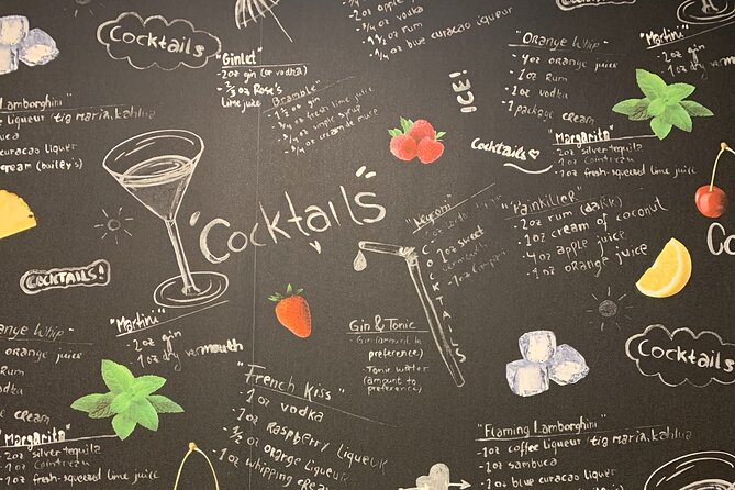 1-Hour Cocktail Masterclass Experience in Dublin - From distillation to the drinks lab
