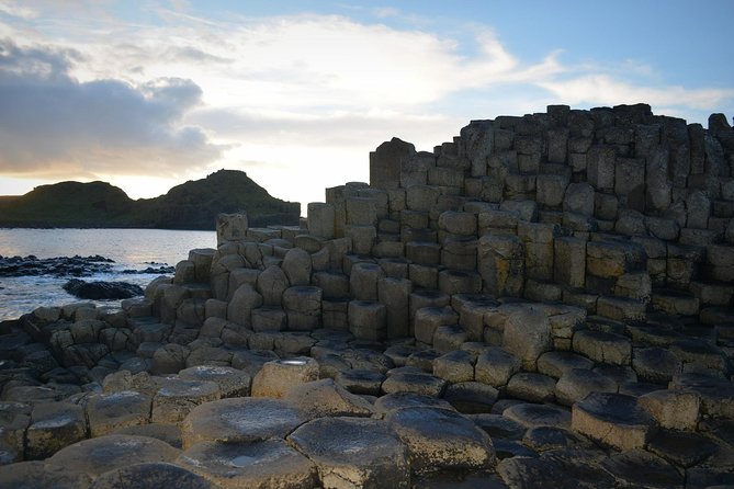 2-Day Northern Ireland Rail Tour: Belfast, Antrim Coast, and Giant's Causeway - How the $506.13 price works in practice