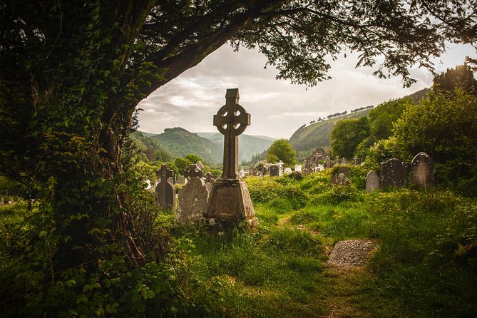3-Day Blarney Castle, Kilkenny & Irish Whiskey Tour Inc Admission - The Copper Coast shows Ireland from the road