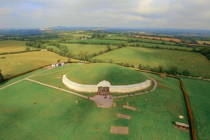 6 hour Half-Day Award Winning Private Tour of the Boyne Valley - Book Newgrange tickets before the driving day