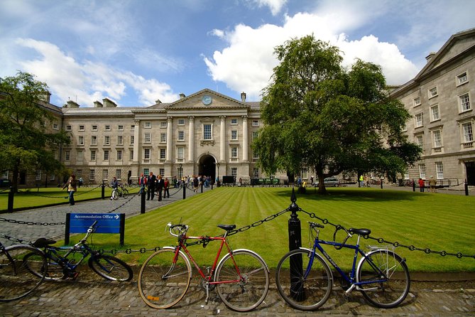 90 Minute Dublin Walking tour and Sightseeing tips - Christ Church Cathedral and the finish