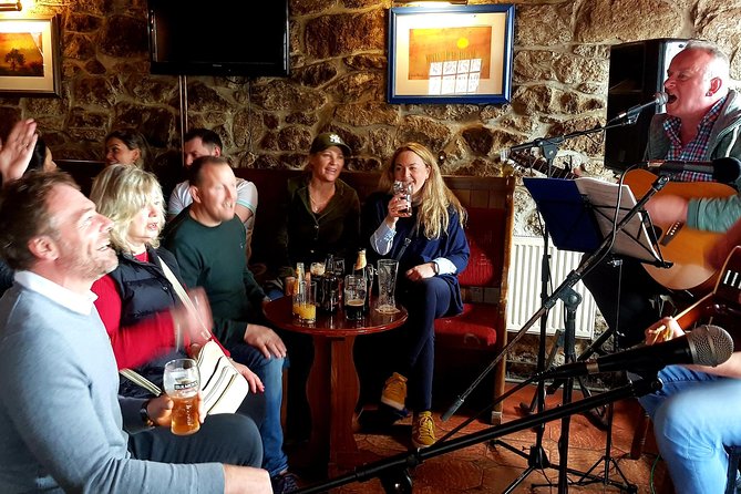 Afternoon Dublin Mountain Pub Tour(small group pub crawl max 15) - The Merry Ploughboy begins the afternoon gently