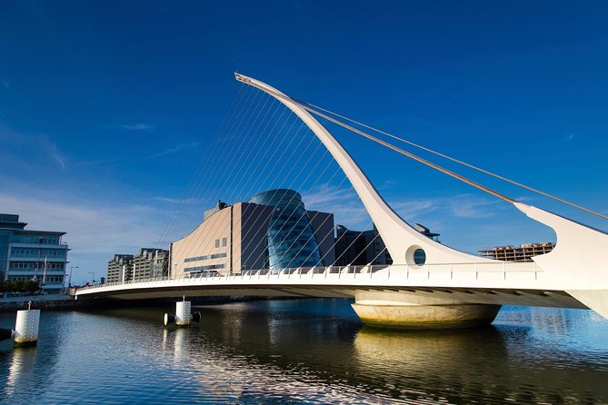 Arrival Transfer: Dublin Airport DUB to Dublin in Business Car - What kind of car should you expect?