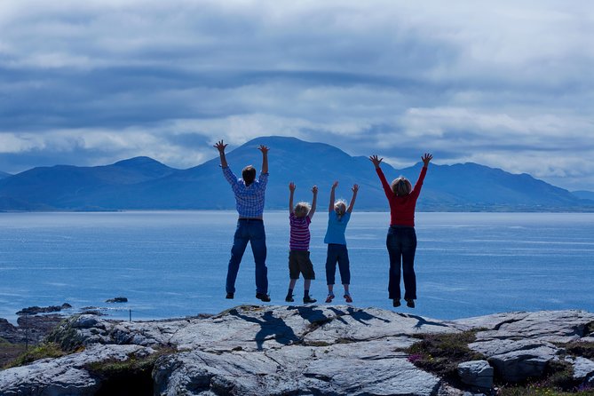 Beautiful Southwest Tour 2022 - Killarney by cart, boat, and evening music