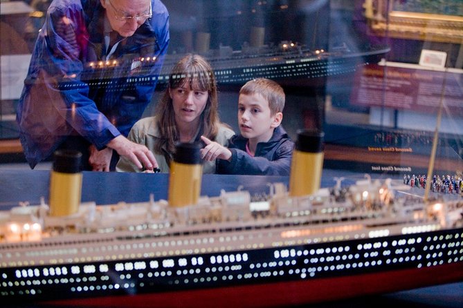 Belfast Day Tour From Dublin: Including Titanic Experience - The border crossing and the trip home
