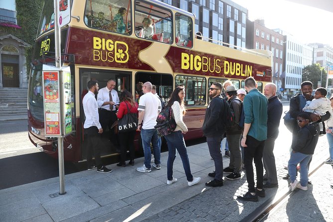 Big Bus Dublin Hop-on, Hop-off Sightseeing Tour with Live Guide - Returning to the river and the north side