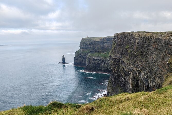 Cliffs of Moher and Wild Atlantic Way Private Tour: From Dublin - One Long Day from Dublin to the Atlantic