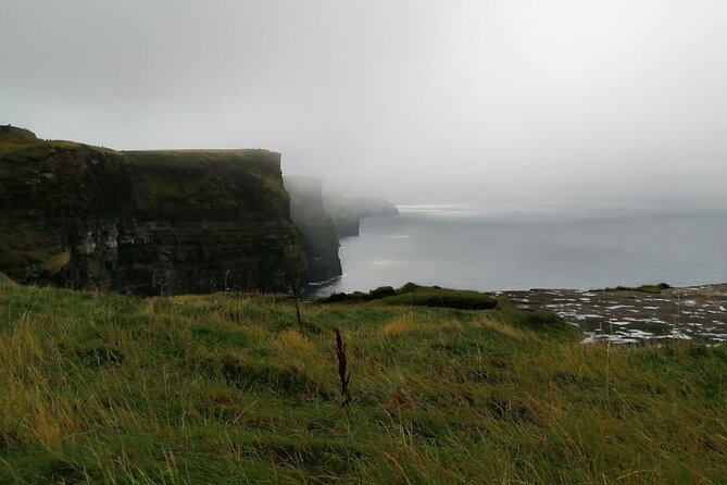 Cliffs of Moher & Bunratty Castle Day Tour - What the private guide adds