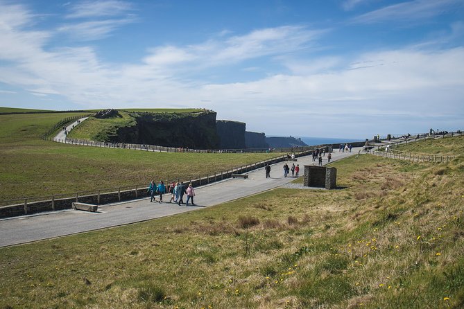 Cliffs of Moher Day Tour from Limerick: Wild Atlantic Way - Liscannor brings lunch and Atlantic views