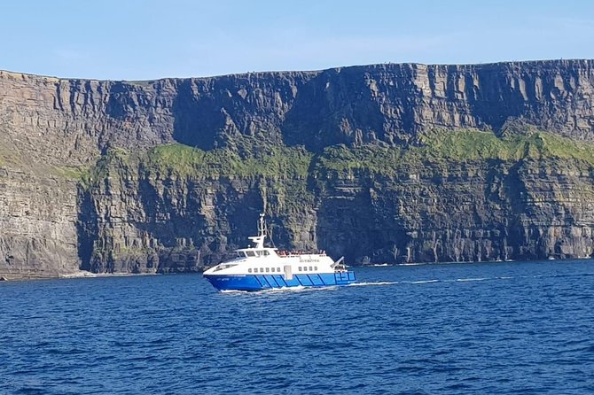 Cliffs of Moher including Cliffs of Moher Boat Experience Luxury Car Tour - How to make the most of the 12-hour schedule