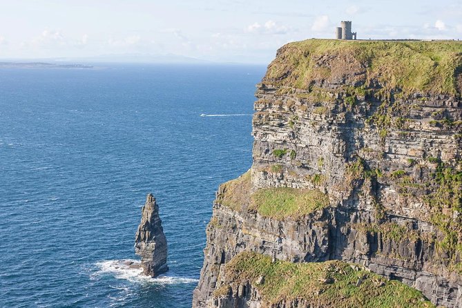 Cliffs of Moher Luxury Private Day Tour - Dublin to the Atlantic coast in one long day