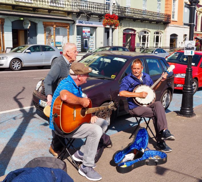 Cobh: Guided Historic Walking Tour - A leisurely pace, with room to ask questions