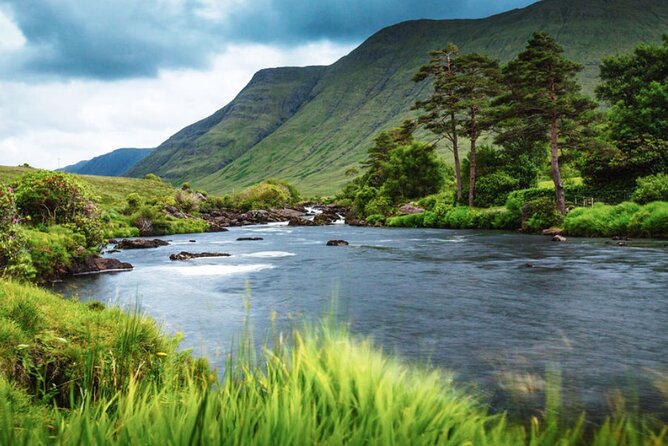 Connemara and Galway Private Chauffeur 2 Days Tour from Dublin - Day one: the road west to Kylemore Abbey