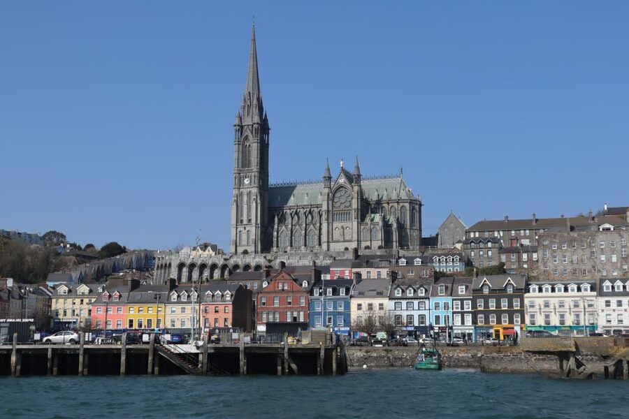 Cork: 2-Hour Guided Cork Harbour Scenic Cruise - The guide makes or breaks the experience