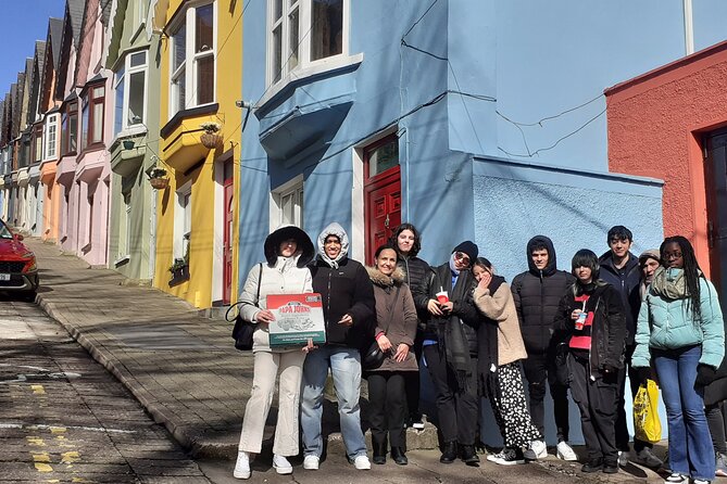 Cork Chat and History Walking Tour - Vintage shops and the pleasure of looking around
