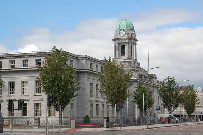 Cork City Ramble - Grand Parade, Berwick Fountain, and public Cork