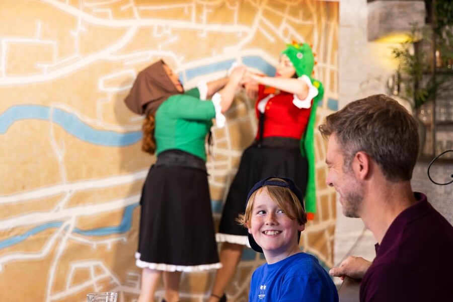 Cork: Hysterical Histories, Comedic Dinner Theater Show - Who will enjoy this Cork evening most?