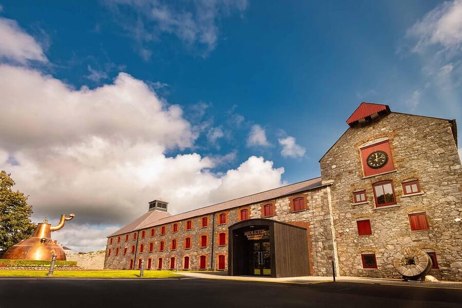Cork: Midleton Distillery Behind the Scenes Tour & Tasting - Why this two-hour Midleton tour is different