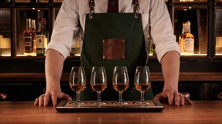Cork: Midleton Distillery (Jameson) Premium Whiskey Tasting - What happens during the 25-minute tasting