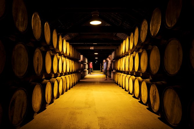 Cork Midleton DistilleryJameson Experience & Whiskey Tasting - Why Midleton feels different from Jameson in Dublin