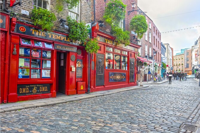 Cupid’s Trail: Romantic Puzzle Quest in Dublin - Whitefriar Church and the first change of pace
