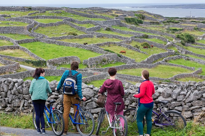Cycling Inishmore Island. Aran Islands. Self-guided. Full day. - Riding from Kilronan to Dun Aengus