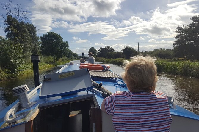 Digby Lock Cruise - Explore Ireland's Historic Grand Canal. - Digby Lock and the work behind the waterway