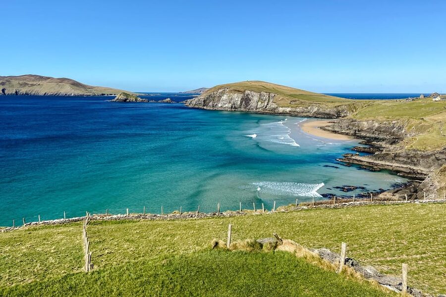 Dingle: Slea Head Photo And Sightseeing Tour - Dunquin Pier and the twisting road below