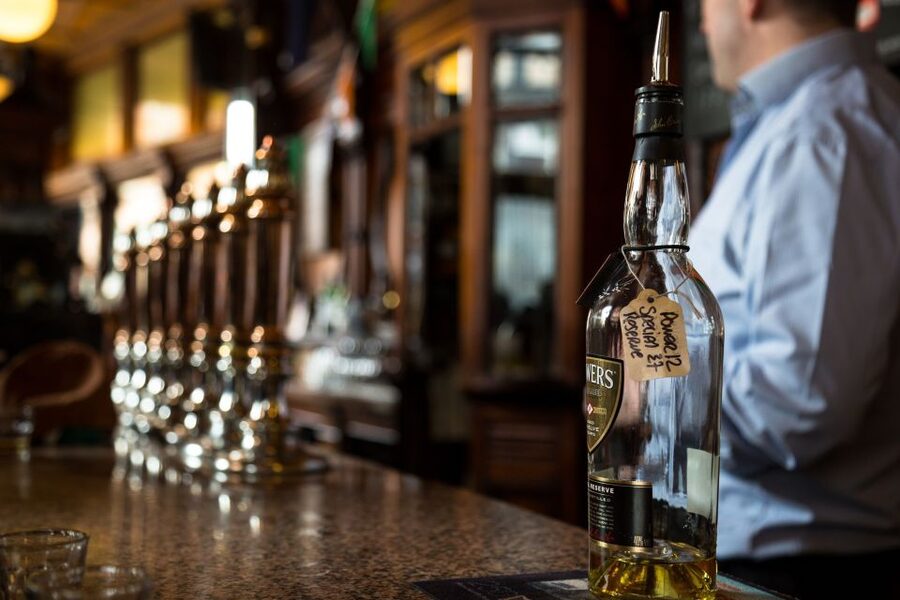 Dublin: 2.5-Hour Fabulous Food Tasting Trail - Key points at a glance