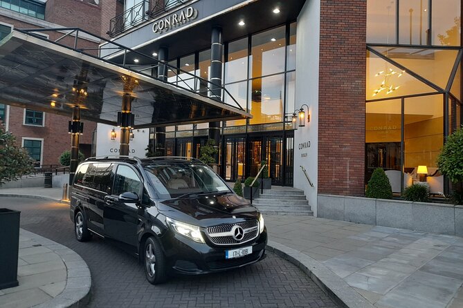 Dublin Airport Transfers: Luxury Transfer To/From DUB Per Vehicle - A calm landing at Dublin Airport