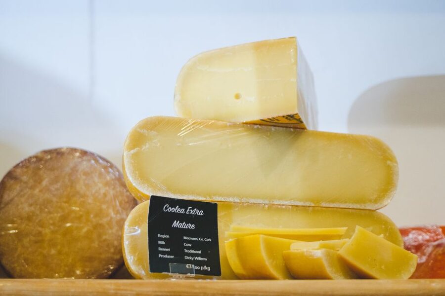 Dublin: Delicious Walking Food Tour - The guides are a major part of the experience