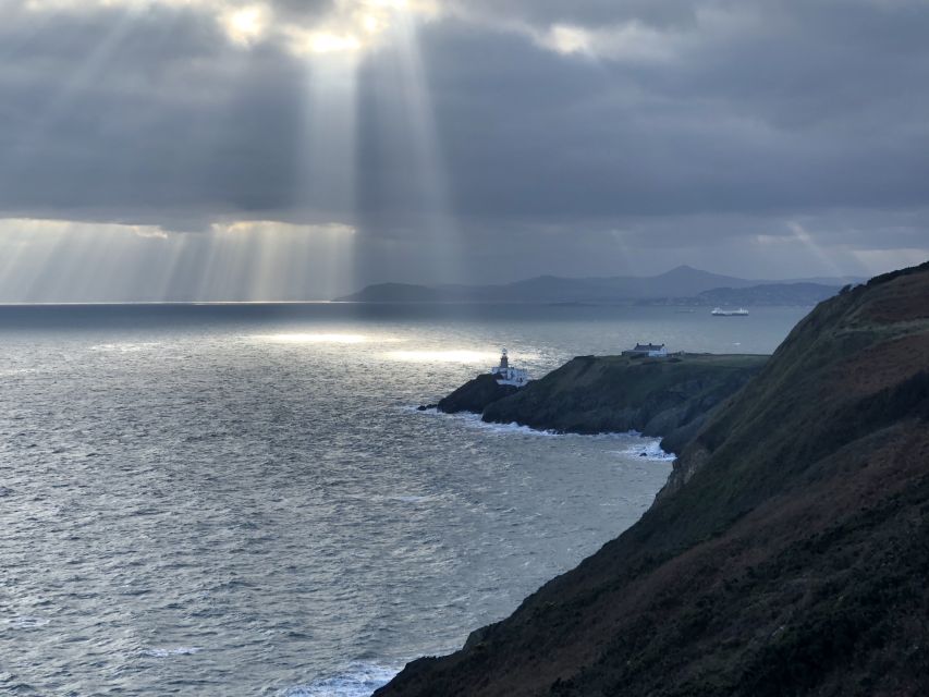 Dublin: Dublin Coastal Hike and Pints & Puppies - Why Howth Makes a Smart Half-Day From Dublin