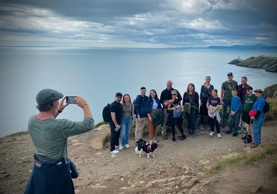 Dublin: Dublin Coastal Hike and Pints & Puppies - Looking for Seals Along the Irish Sea