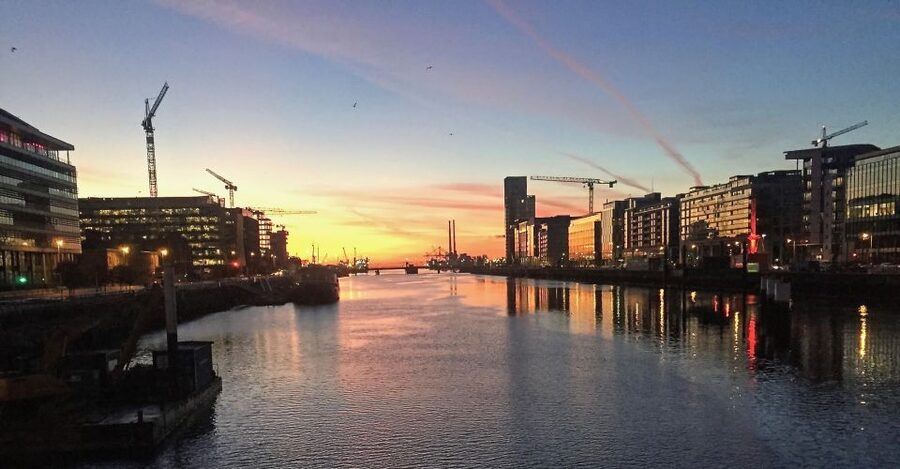 Dublin: Guided Bike & E-Bike Tour - Parks, castles, and cathedrals on the route