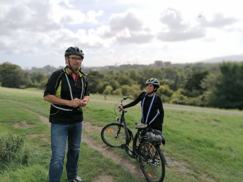 Dublin: Guided Bike & E-Bike Tour - Writers, poets, painters, and Dublin characters