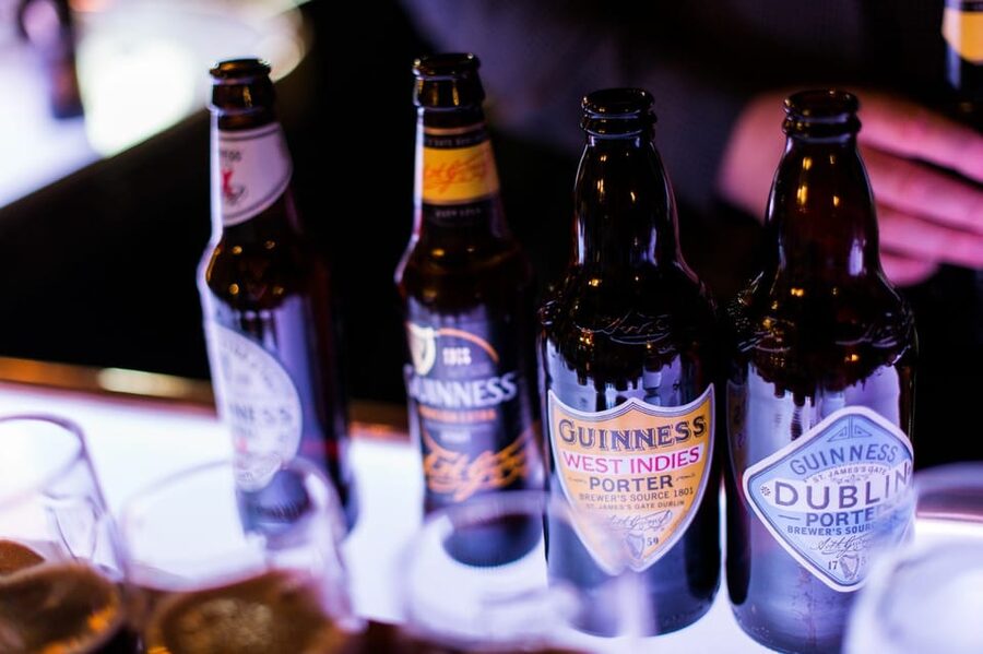 Dublin: Guinness Storehouse Connoisseur Experience - The private bar on level four