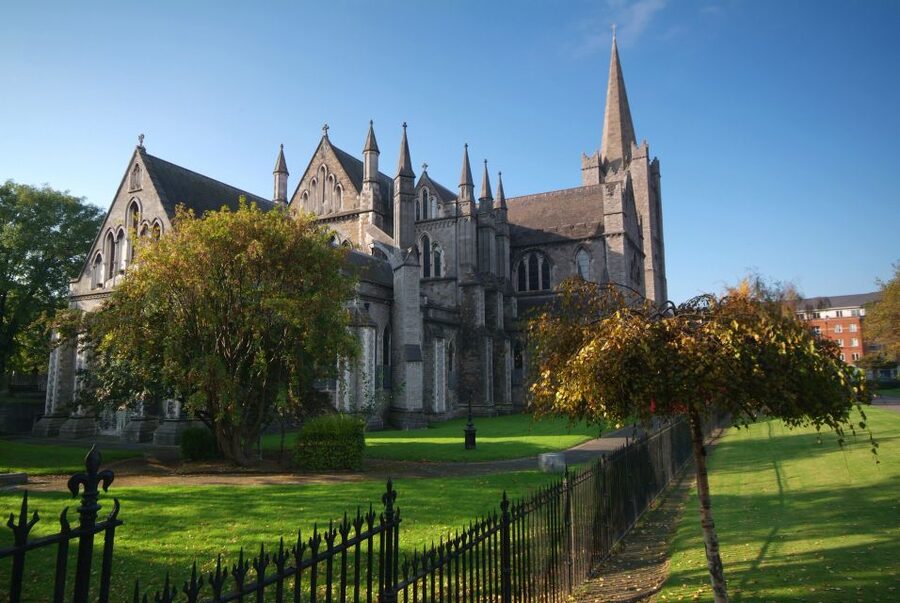 Dublin: Half-Day Private Walking Tour - From medieval Dublin to the modern capital