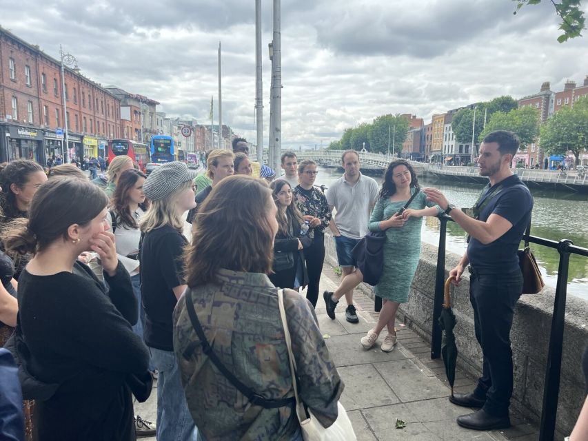 Dublin: Highlights and Hidden Gems Walking Tour - Reading Temple Bar beyond the pubs