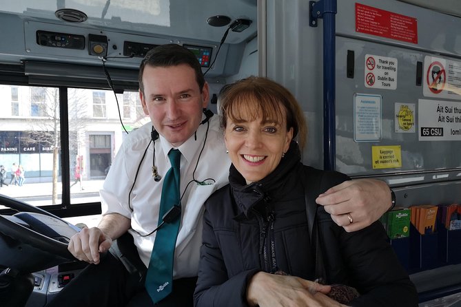 Dublin Hop-on Hop-off Bus Tour - Live Tour auf Deutsch - IMMA, the War Memorial Gardens, and Phoenix Park