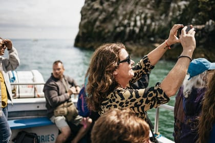 Dublin: Howth Coastal Boat Tour - The return to Howth Harbor