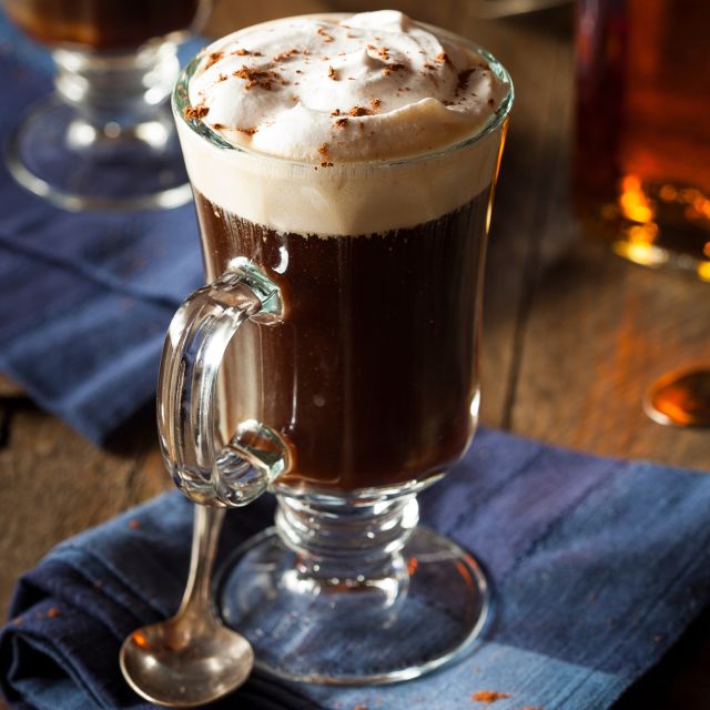 Dublin: Irish Coffee Masterclass at the Irish Whiskey Museum - Making Irish coffee in the heart of Dublin