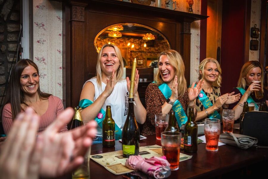 Dublin: Irish Music and Dance Show with Dance Lesson - Live Music, Singing, and Plenty of Audience Participation