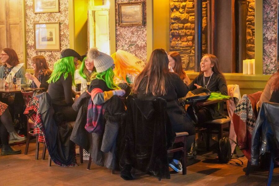 Dublin: Irish Music and Dance Show with Dance Lesson - A Beginner Lesson With Irish Step Dancers