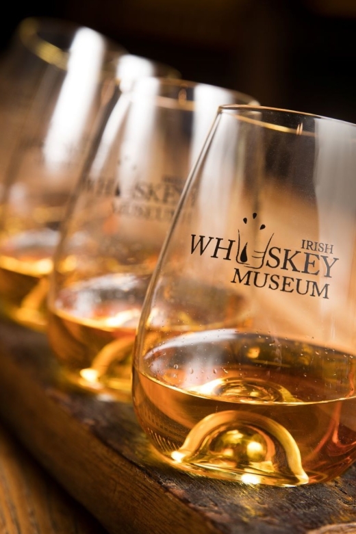 Dublin: Irish Whiskey Museum Tour and Whiskey Tasting - Why the guides make a difference