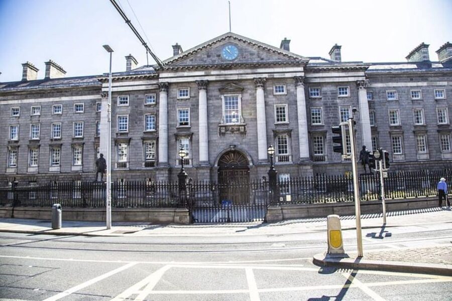 Dublin: Legends, Ghosts & Ghouls Walking Tour - Key points at a glance