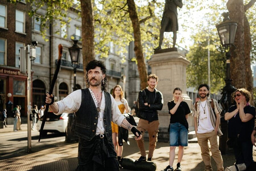 Dublin: Legends, Ghosts & Ghouls Walking Tour - Dublin Castle and the strange experiment on Anglesea Street