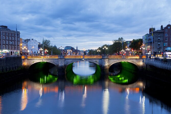 Dublin Live Guided Panoramic Open-Top Night Bus Tour - Trinity College and Merrion Square