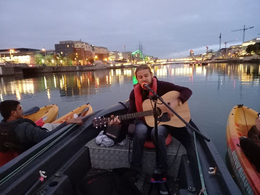 Dublin: Music Under the Bridges Kayaking Tour - Starting between Dublin’s best-known bridges
