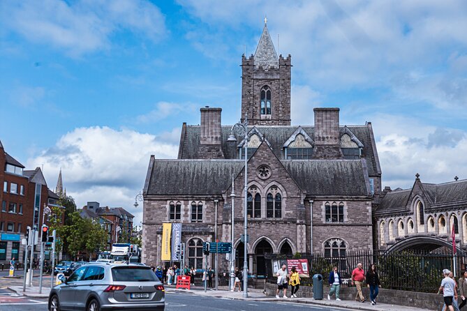 Dublin: Private Chauffeur Tour - Dame Street from the window