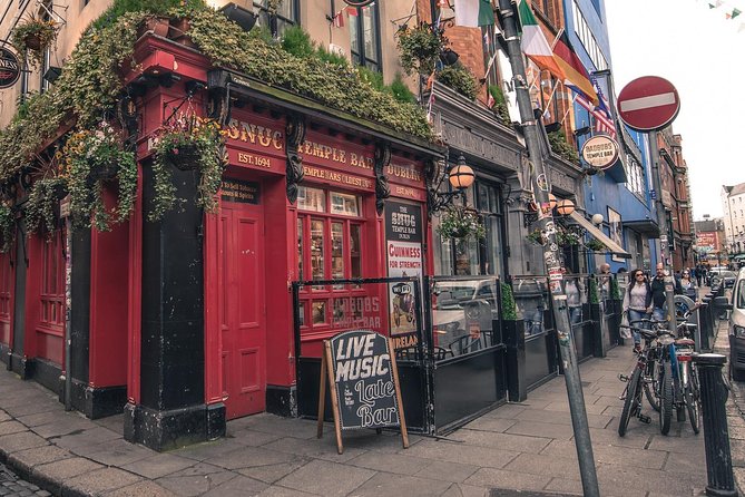Dublin Private Custom Tour, Off-The-Beaten-Path in Temple Bar with a Local - Three hours in Dublin’s best-known quarter